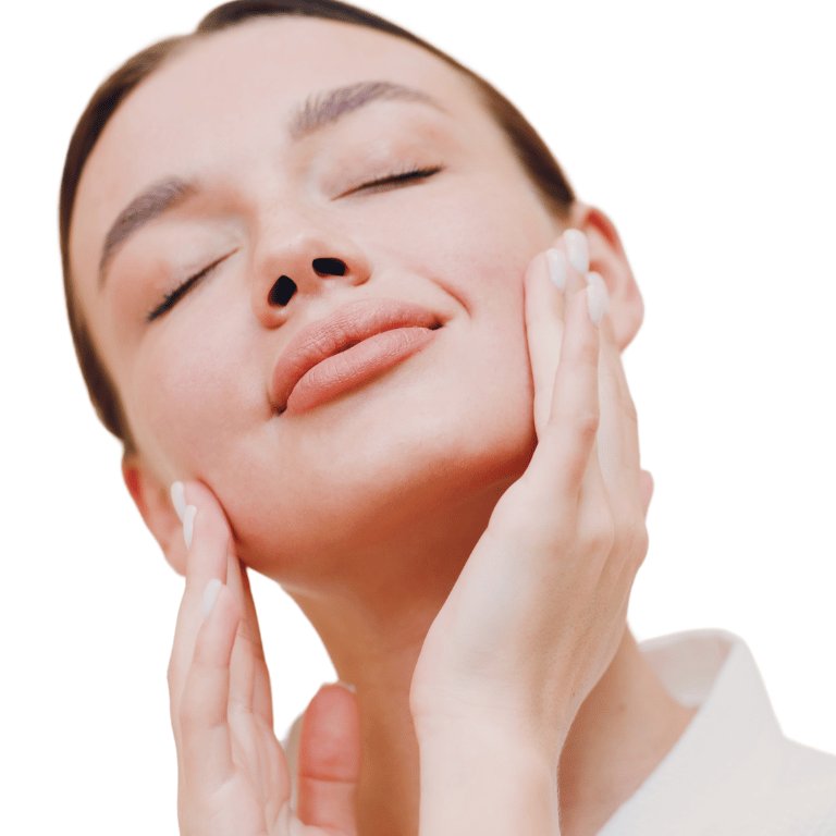 Mujer con piel rejuvenecida disfrutando de los efectos del tratamiento con láser Endolift® para reafirmar y tensar la piel.