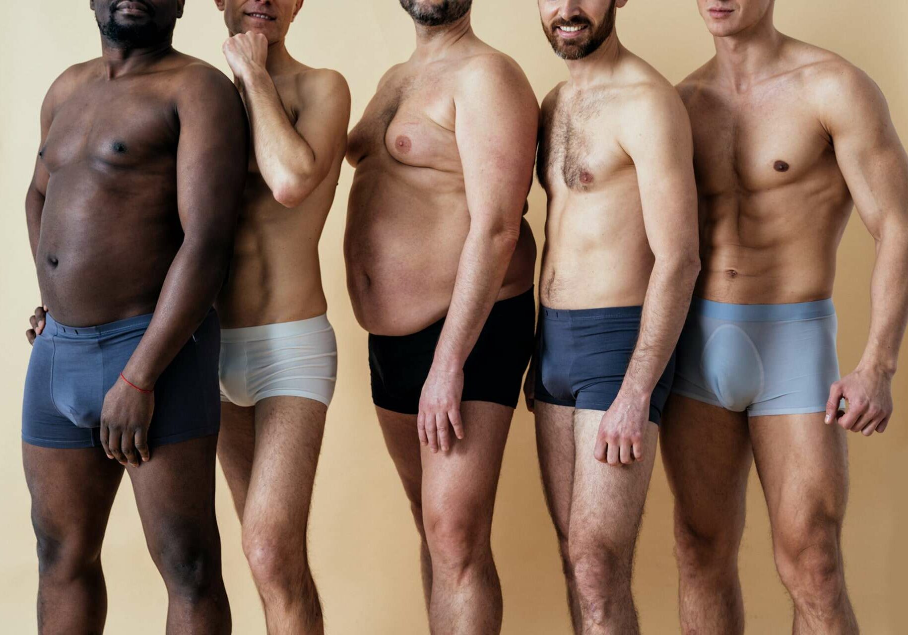 Hombres con diferentes cuerpos antes y después del balón gástrico ingerible Elipse